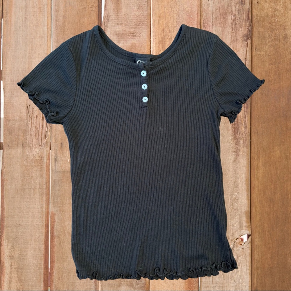 Cat & Jack Black Short Sleeve Tee with Lettuce Hem